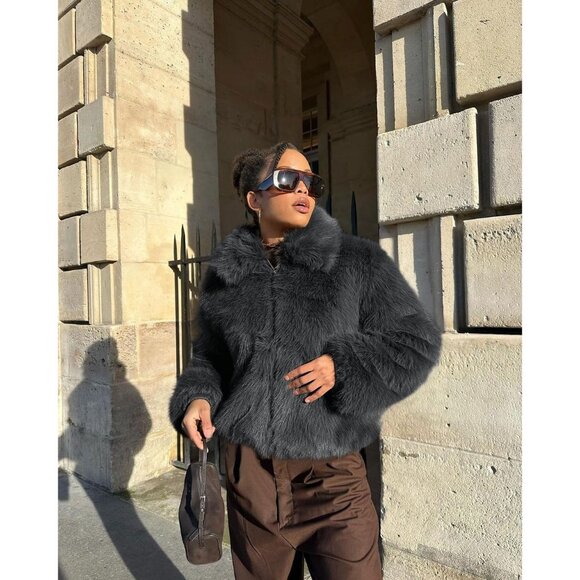 Women's Cropped Faux Fur Jacket Shaggy Lapel Zip Up Winter Coats Fuzzy Grey - Picture 6 of 6